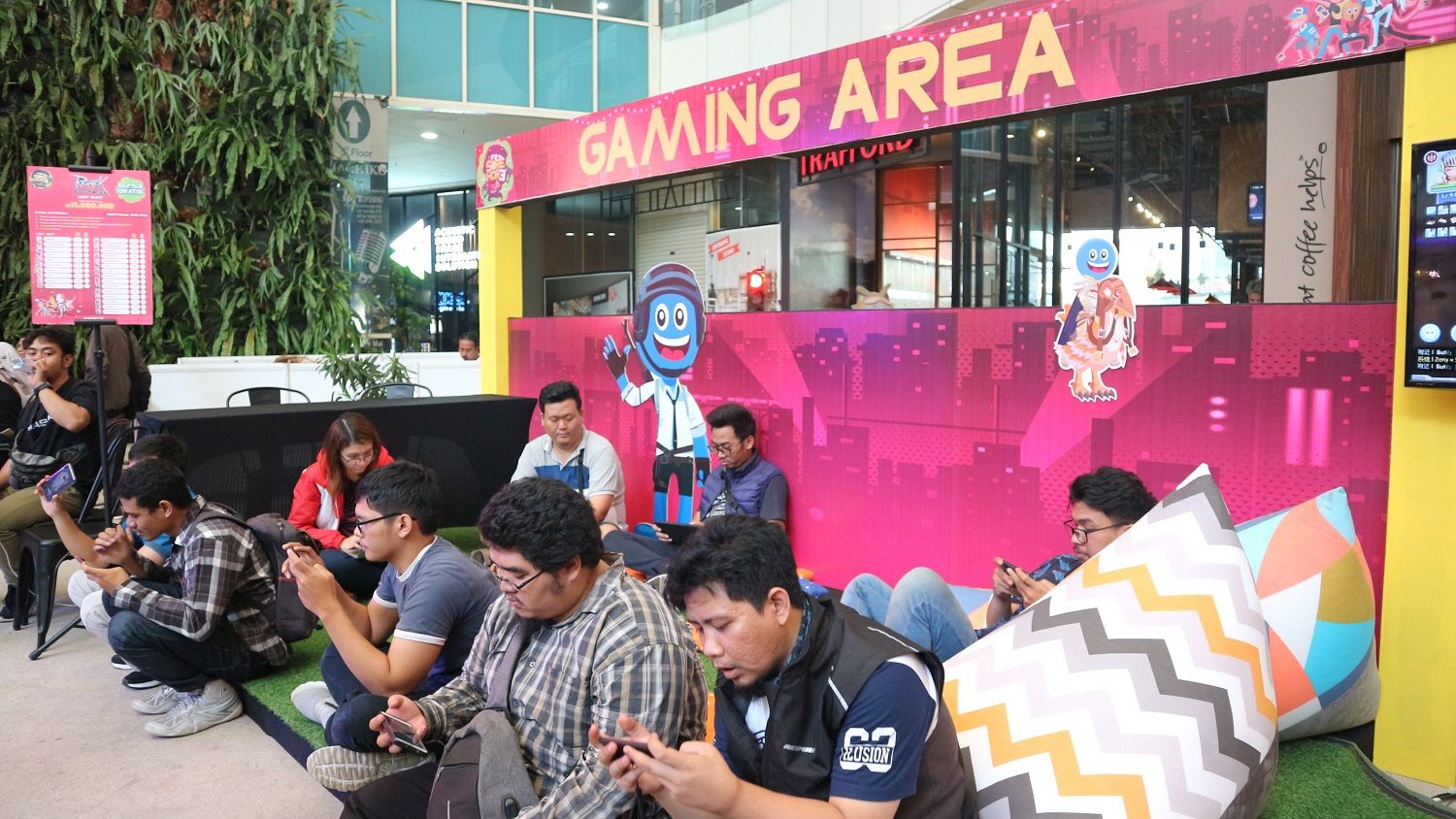 SORE HORE 3 - Gaming Area yang Diramaikan Para Pemain Ragnarok Mobile PUBG Mobile
