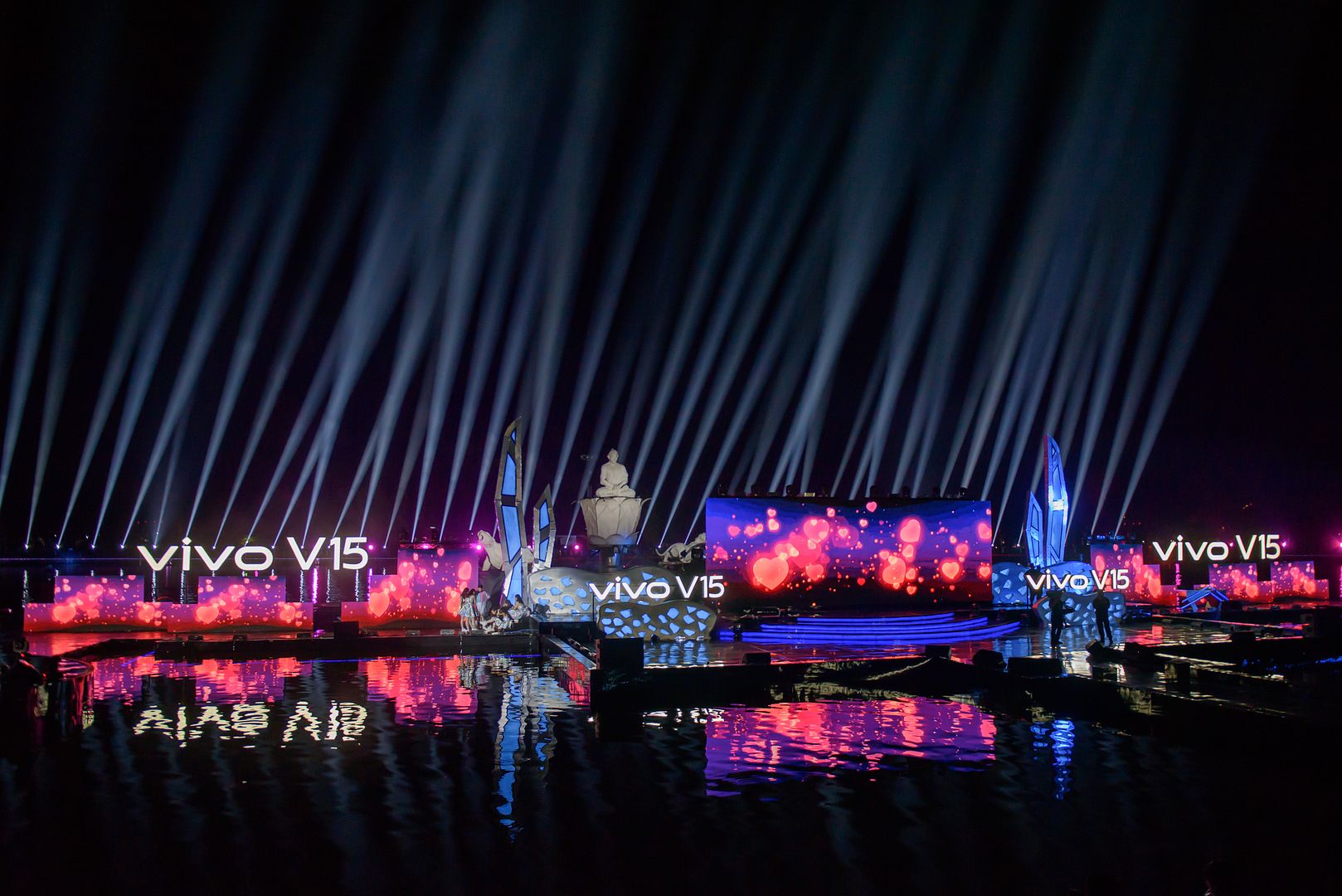 Vivo V15 Go Up Grand Launch at Taman Air Mancur Sri Baduga, Purwakarta-2